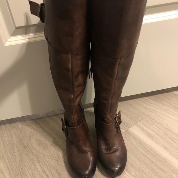 Arturo Chiang | size 7.5 | At-Vera heeled leather brown boots - Picture 7 of 13